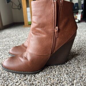 Fergalicious Women's Heeled Booties Size 6 Value~75$ Brown F. Leather